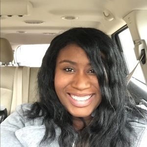 Meet your Posher, Oweasia